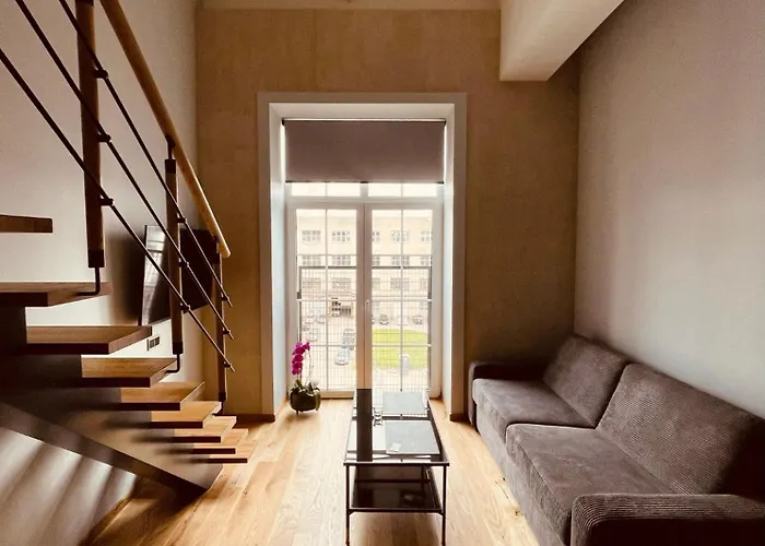 Center - Peledyne - Owl's Nest Apartman *